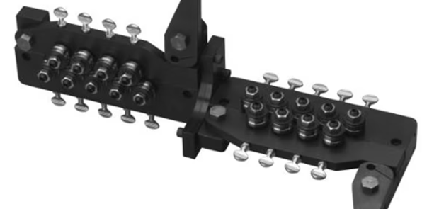 Wire or tube straightening prior to cut-to-length operations